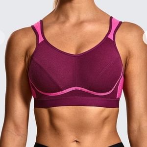 Syrokan wireless Womens Sports bra. NWT